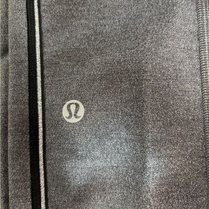 Lululemon Heathered Gray Athletic Leggings